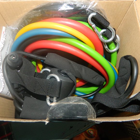 Resistance Band Set by Recredo - Picture 3 of 5